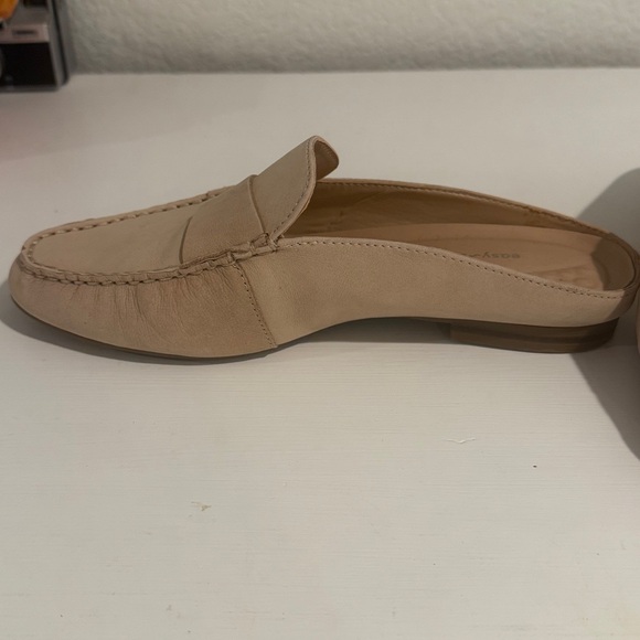 Easy Spirit - Picture 3 of 3